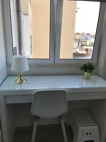 Lovely Monsanto View Studio Apartment In Campolide - 2D Lissabon